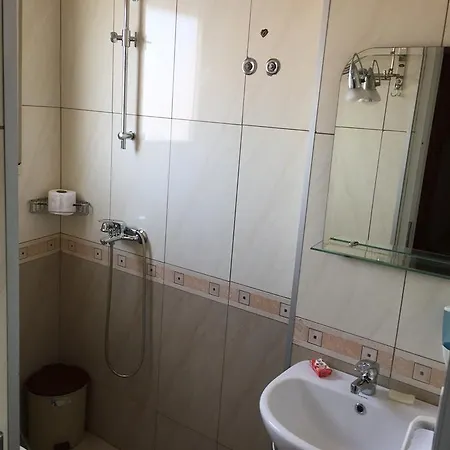 Hotel ekonomiczny Galery